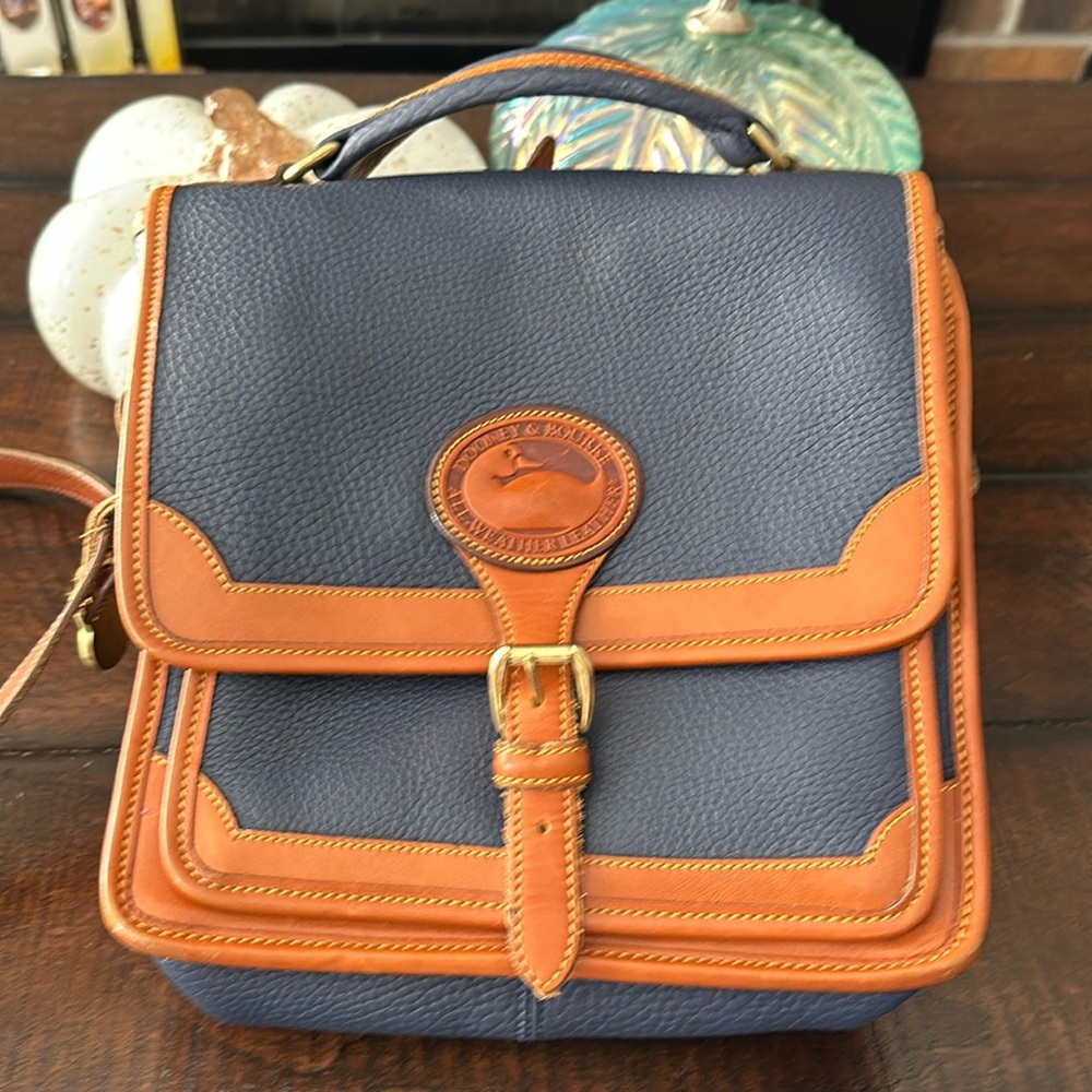 Dooney & Bourke Shoulder Bag
